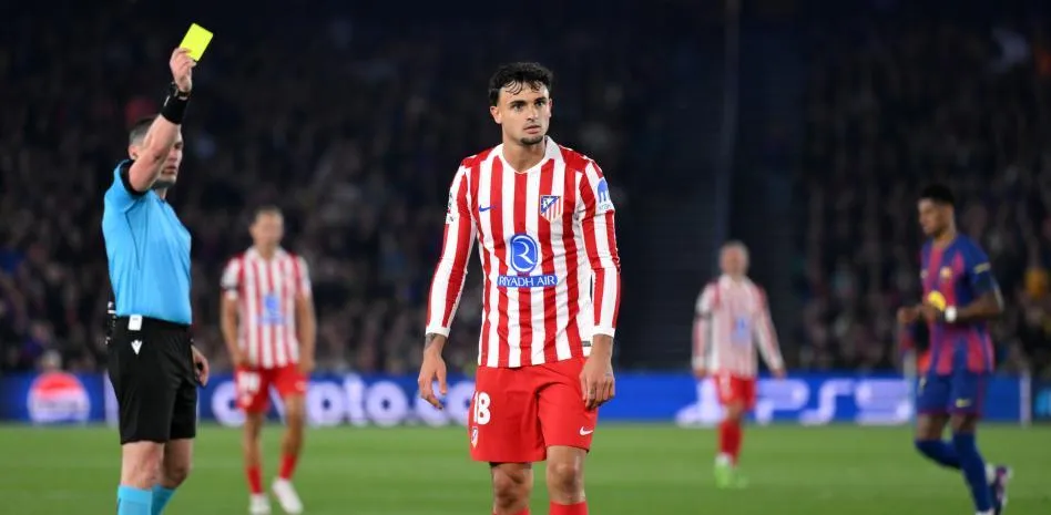 欧冠积分榜-世体：球已踢出并明显移动，视为门球开出，普比尔应被判点