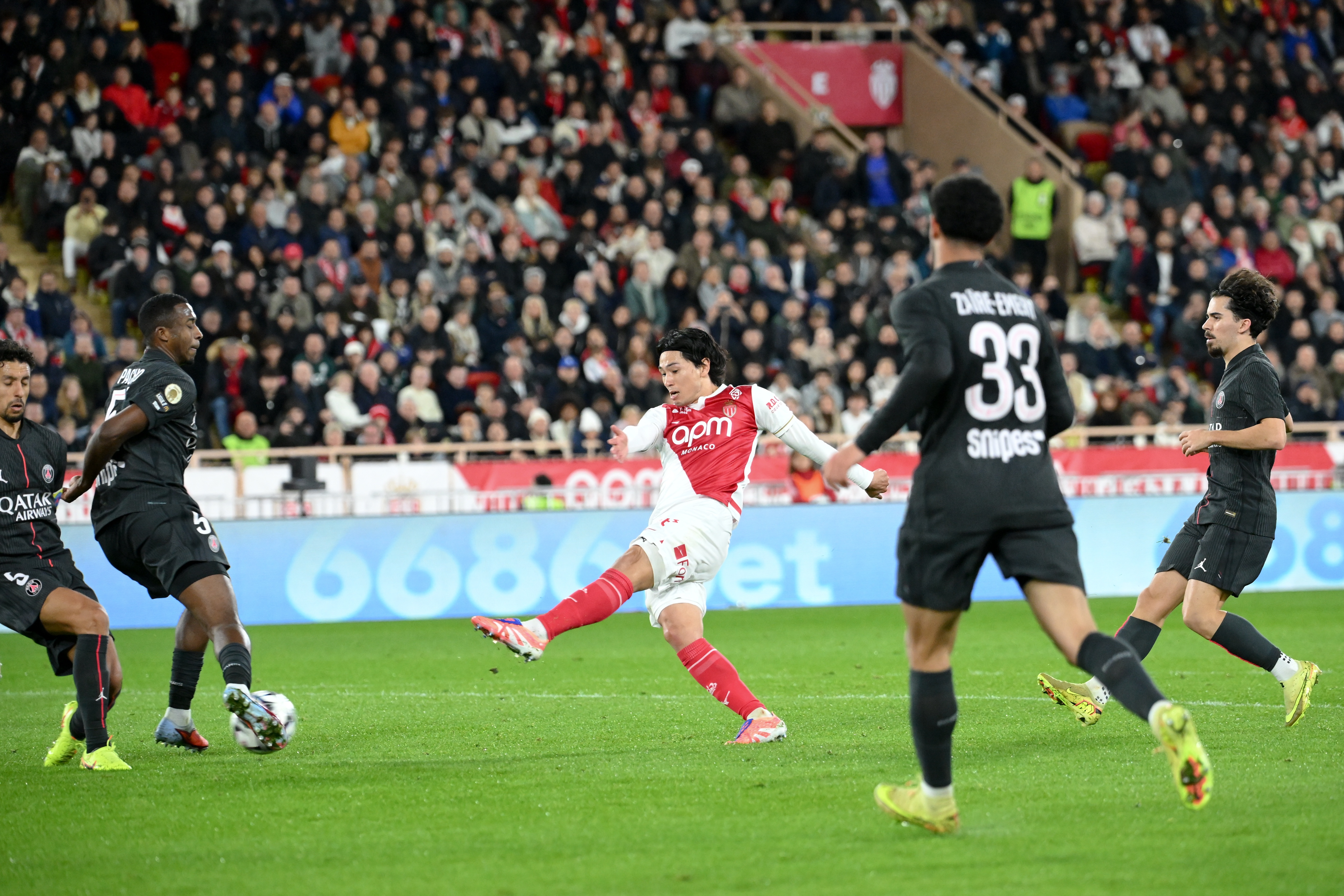 欧冠球队排名-日媒：南野拓实随效力国内联赛的日本队员返日，进行下一步康复